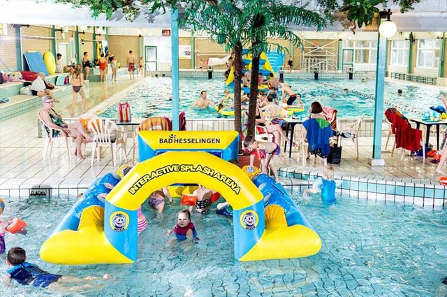 Tourist-Info-Het-Reestdal_CT_bekijkendoen_met-kinderen_waterpret-zwembad-Hesselingen-Meppel-01