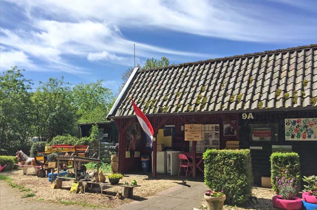 Tourist-Info-Het-Reestdal_CT_overnachten_campings_camping-De-Havixhorst-receptie Tourist-Info-Het-Reestdal_CT_overnachten_campings_camping-De-Havixhorst-receptie