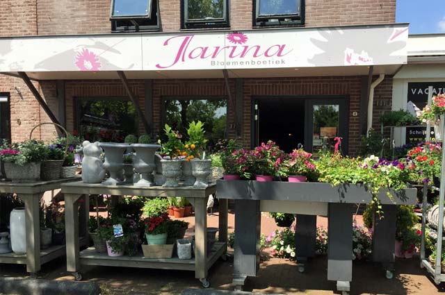 Tourist-Info-Het-Reestdal_CT_bekijkendoen_recreatie-vrije-tijd_winkelen_winkelen-in-Staphors-bloemenboetiek-Jarina