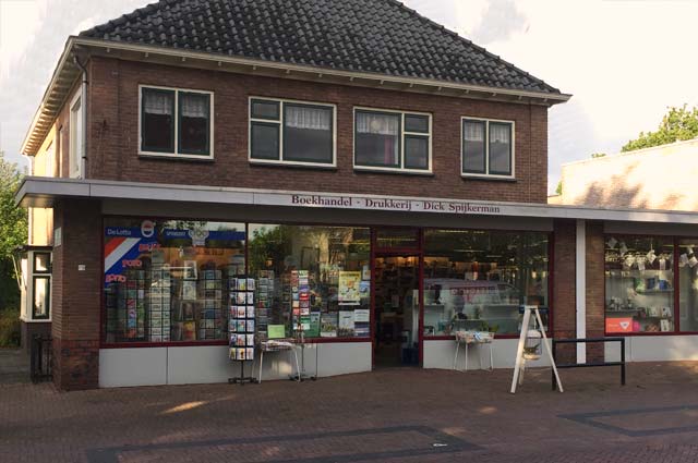 Tourist-Info-Het-Reestdal_CT_bekijkendoen_recreatie-vrije-tijd_winkelen_winkelen-in-Zuidwolde_boekhandel-Spijkerman