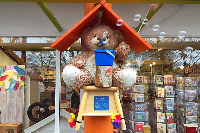 Tourist-Info-Het-Reestdal_CT_bekijken-doen_winkelen-winkelen-in-meppel-kinderwinkel-westerhuis