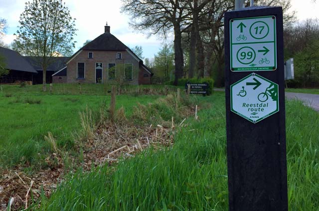 Tourist-Info-Het-Reestdal_CT_praktische-info-bordje-weg